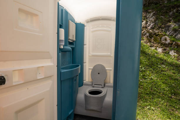 Best Portable restroom trailer rental  in Newark, OH